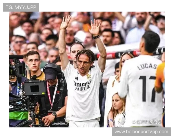 欧洲豪门夏窗转会暗流涌动多名球星去向引发足坛格局新变局